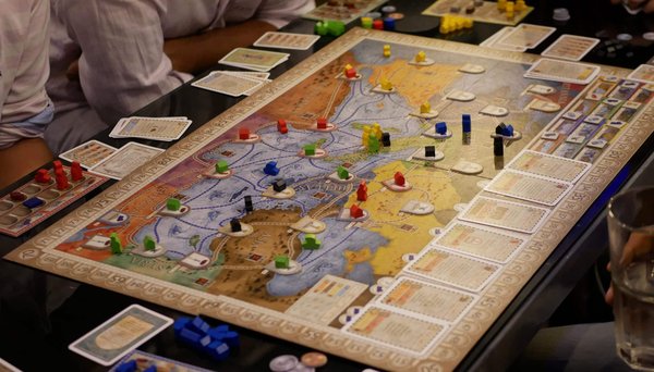 Les coulisses de la production de jeux de société