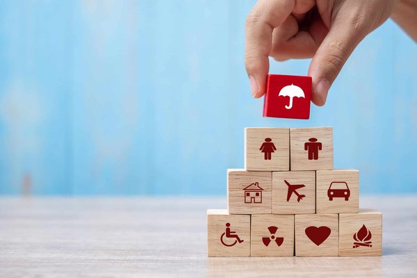 Quels sont les critères à prendre en compte lors de l'utilisation d'un comparateur pour trouver une assurance habitation pas chère ?